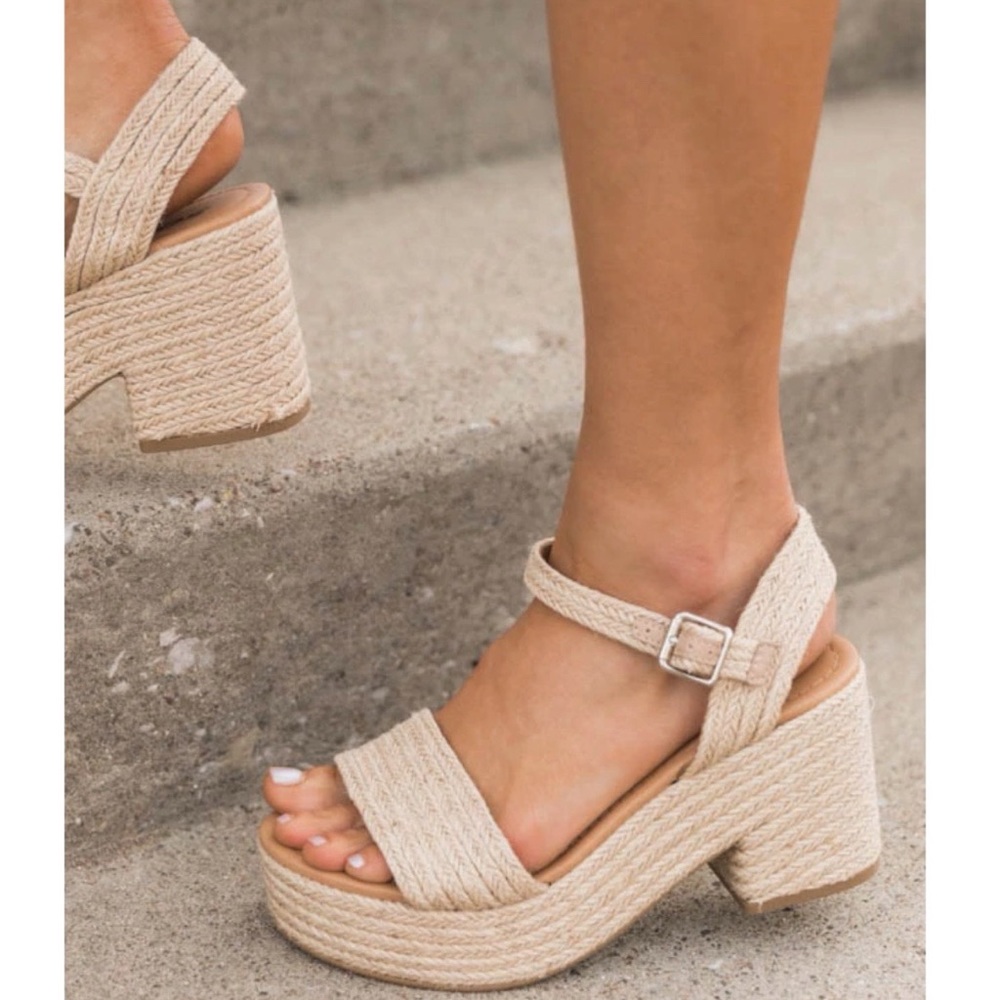 NIB Jute Ankle Strap Platform Block Heel Sandal Size 9